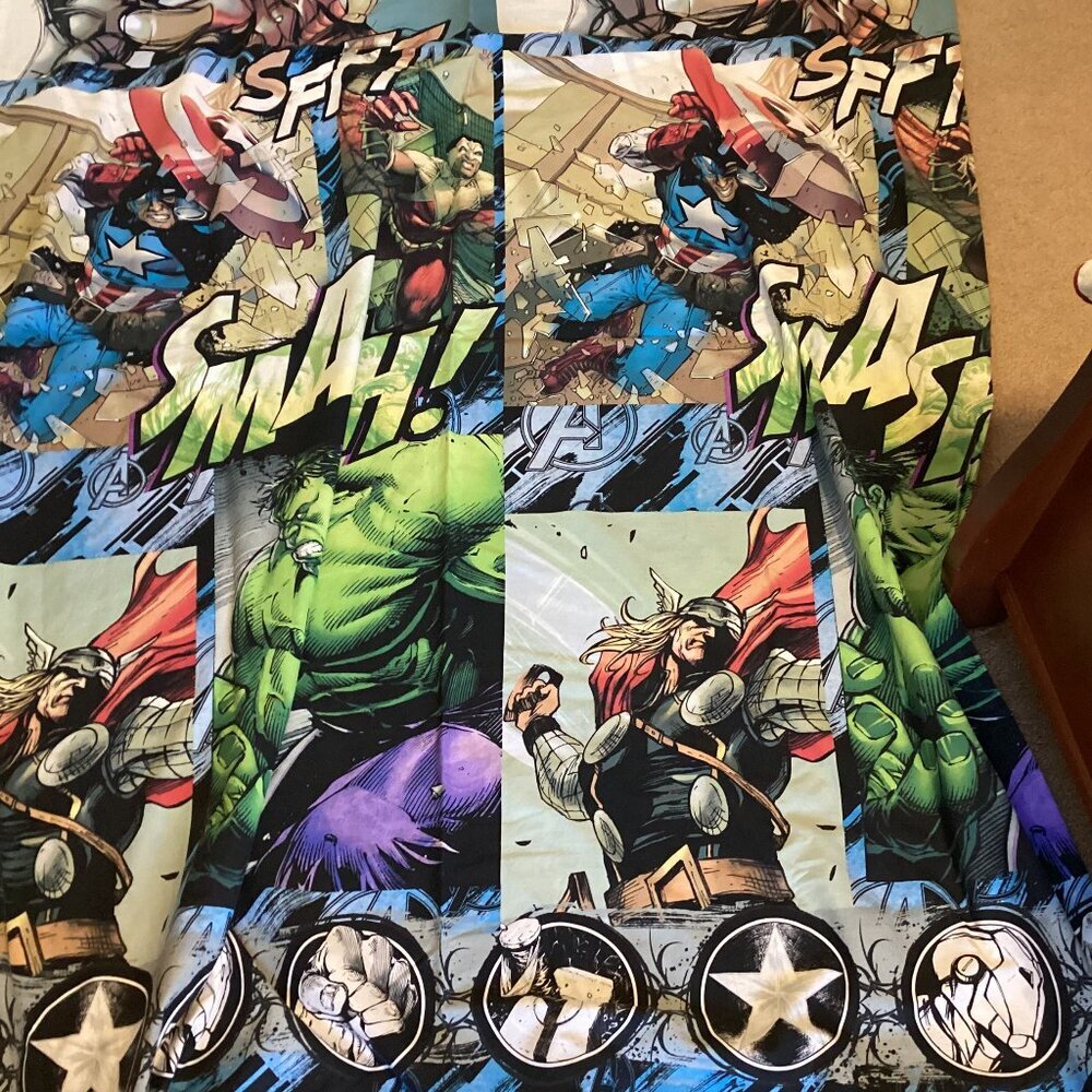 Marvel Avengers Assemble Twin Size Duvet Cover Bedding Hulk Thor Captain America